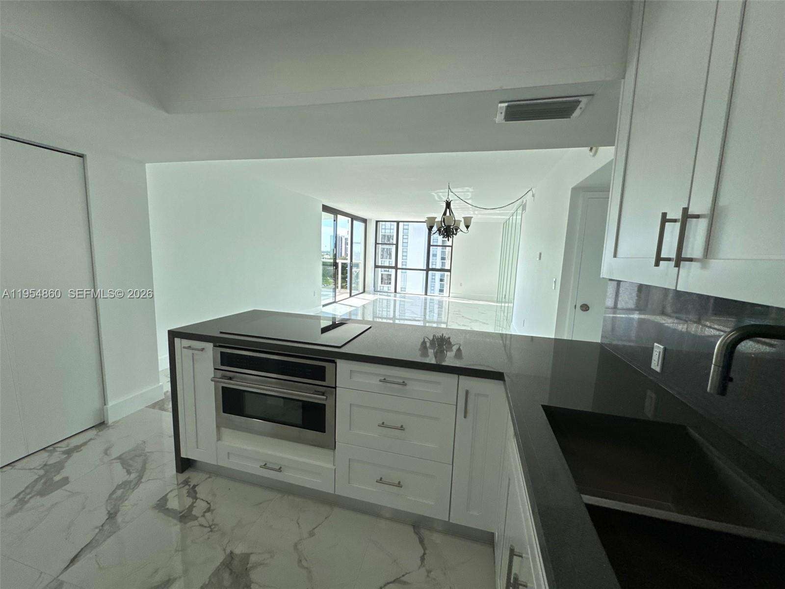 El Dorado at 3675 Country Club Dr, Aventura, FL 33180 - For Rent photo 5