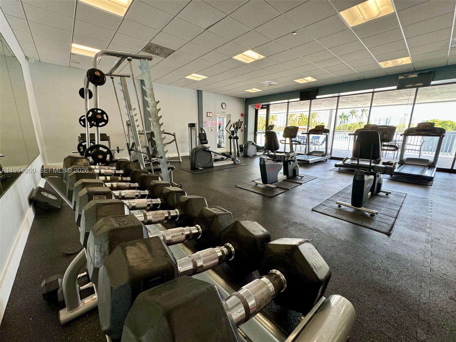 El Dorado at 3675 Country Club Dr, Aventura, FL 33180 - For Rent photo 45