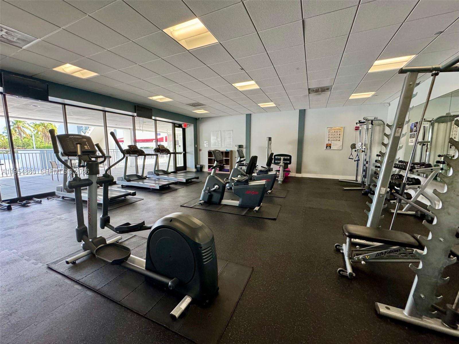 El Dorado at 3675 Country Club Dr, Aventura, FL 33180 - For Rent photo 47