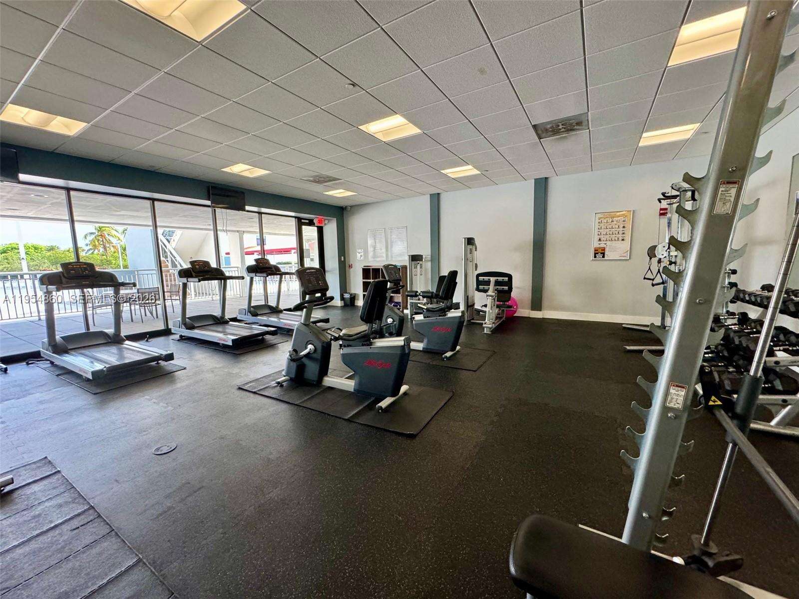 El Dorado at 3675 Country Club Dr, Aventura, FL 33180 - For Rent photo 48
