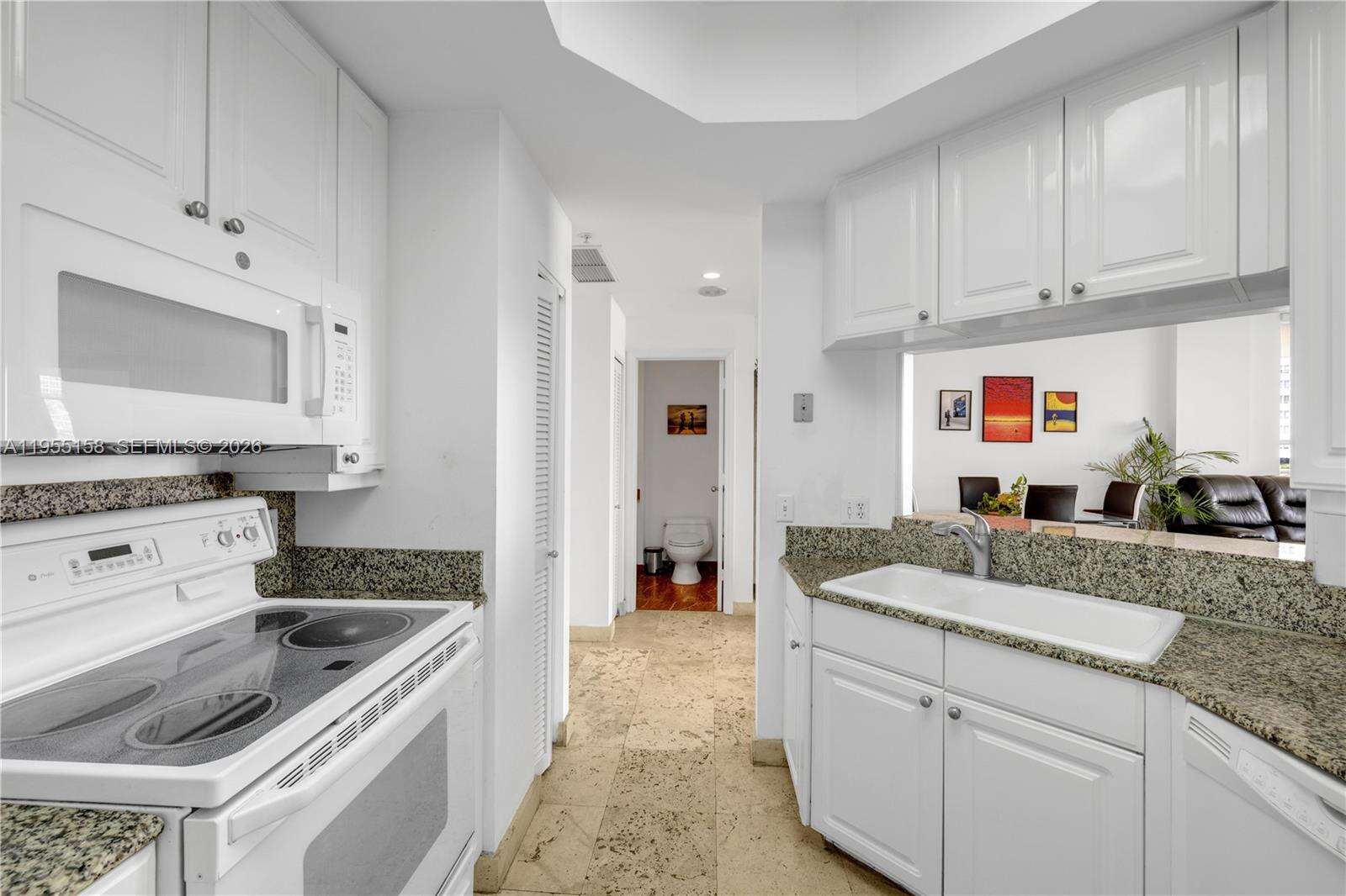 One Tequesta Point at 888 Brickell Key Dr, Miami, FL 33131 - For Rent photo 12
