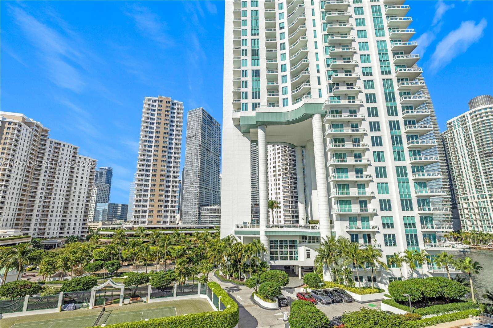 One Tequesta Point at 888 Brickell Key Dr, Miami, FL 33131 - For Rent photo 8