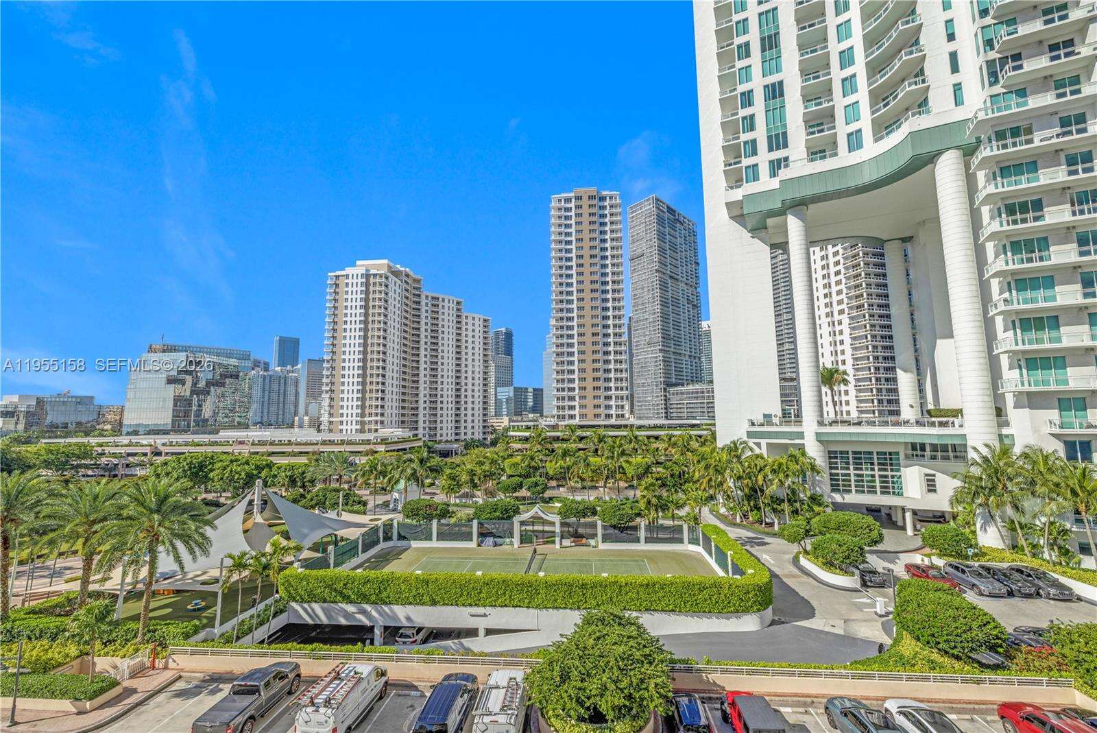 One Tequesta Point at 888 Brickell Key Dr, Miami, FL 33131 - For Rent photo 9