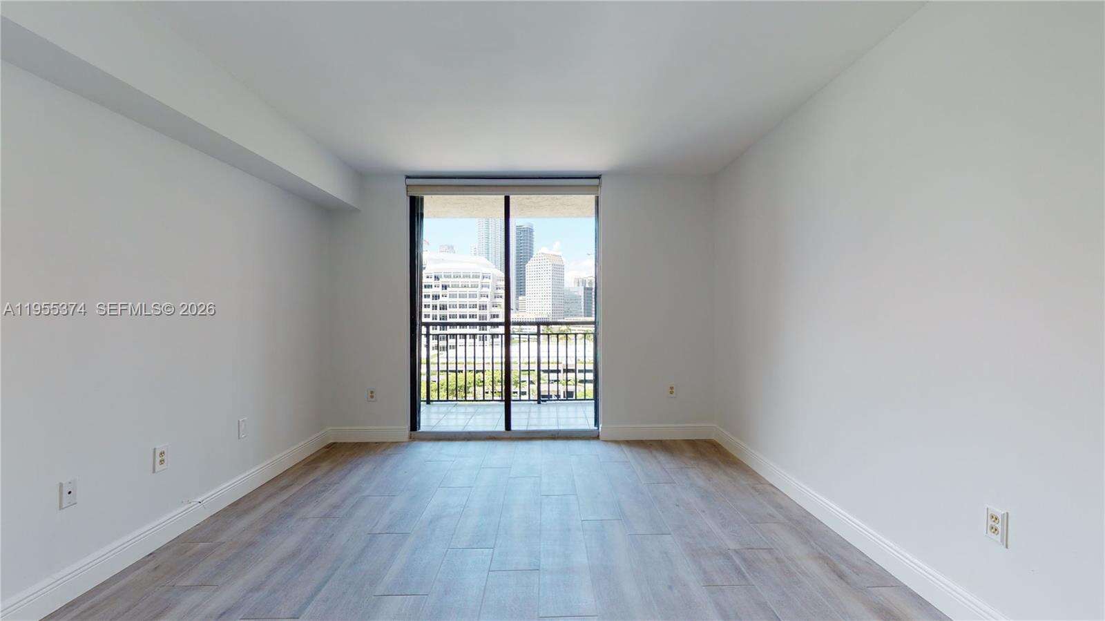 Brickell Key 2 at 540 Brickell Key Dr, Miami, FL 33131 - For Rent photo 16