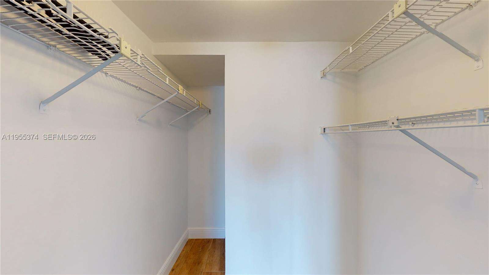 Brickell Key 2 at 540 Brickell Key Dr, Miami, FL 33131 - For Rent photo 17