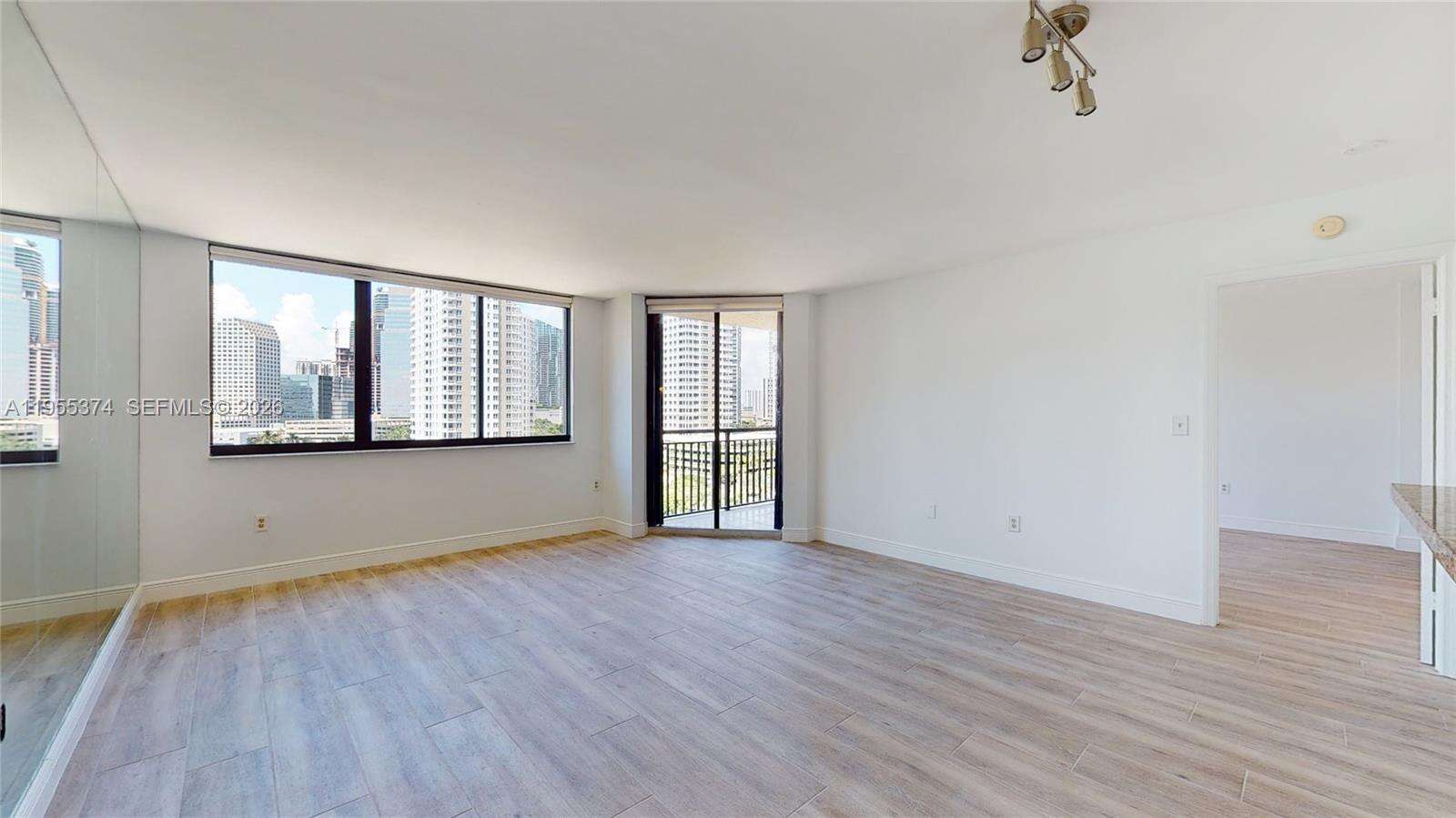 Brickell Key 2 at 540 Brickell Key Dr, Miami, FL 33131 - For Rent photo 5