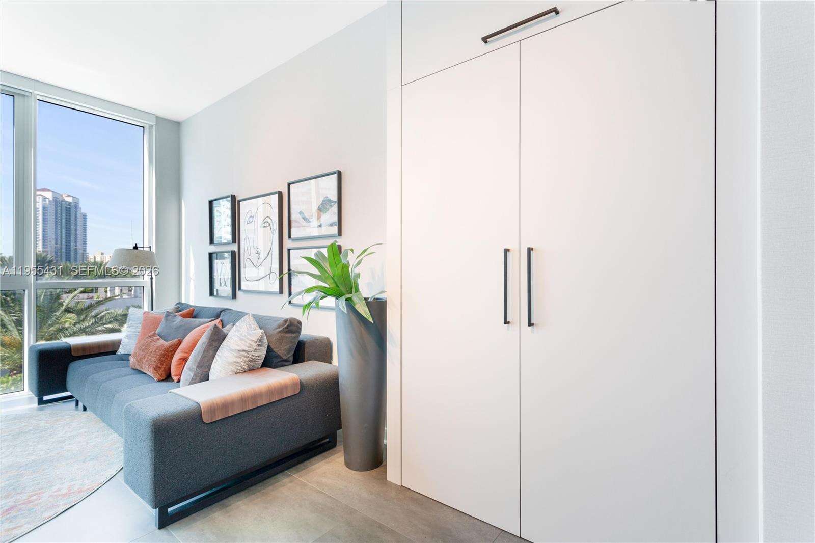 Continuum North Tower at 50 Pointe Dr, Miami Beach, FL 33139 - For Rent photo 12