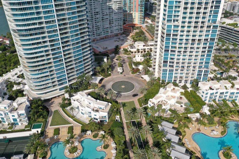 Continuum North Tower at 50 Pointe Dr, Miami Beach, FL 33139 - For Rent photo 20