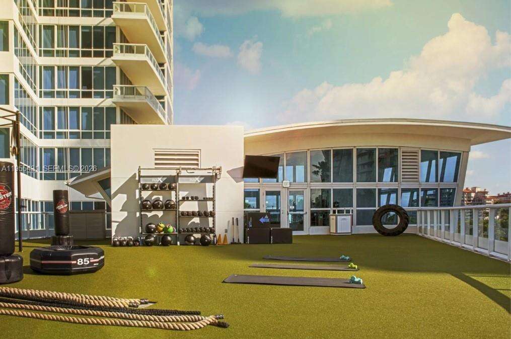 Continuum North Tower at 50 Pointe Dr, Miami Beach, FL 33139 - For Rent photo 34
