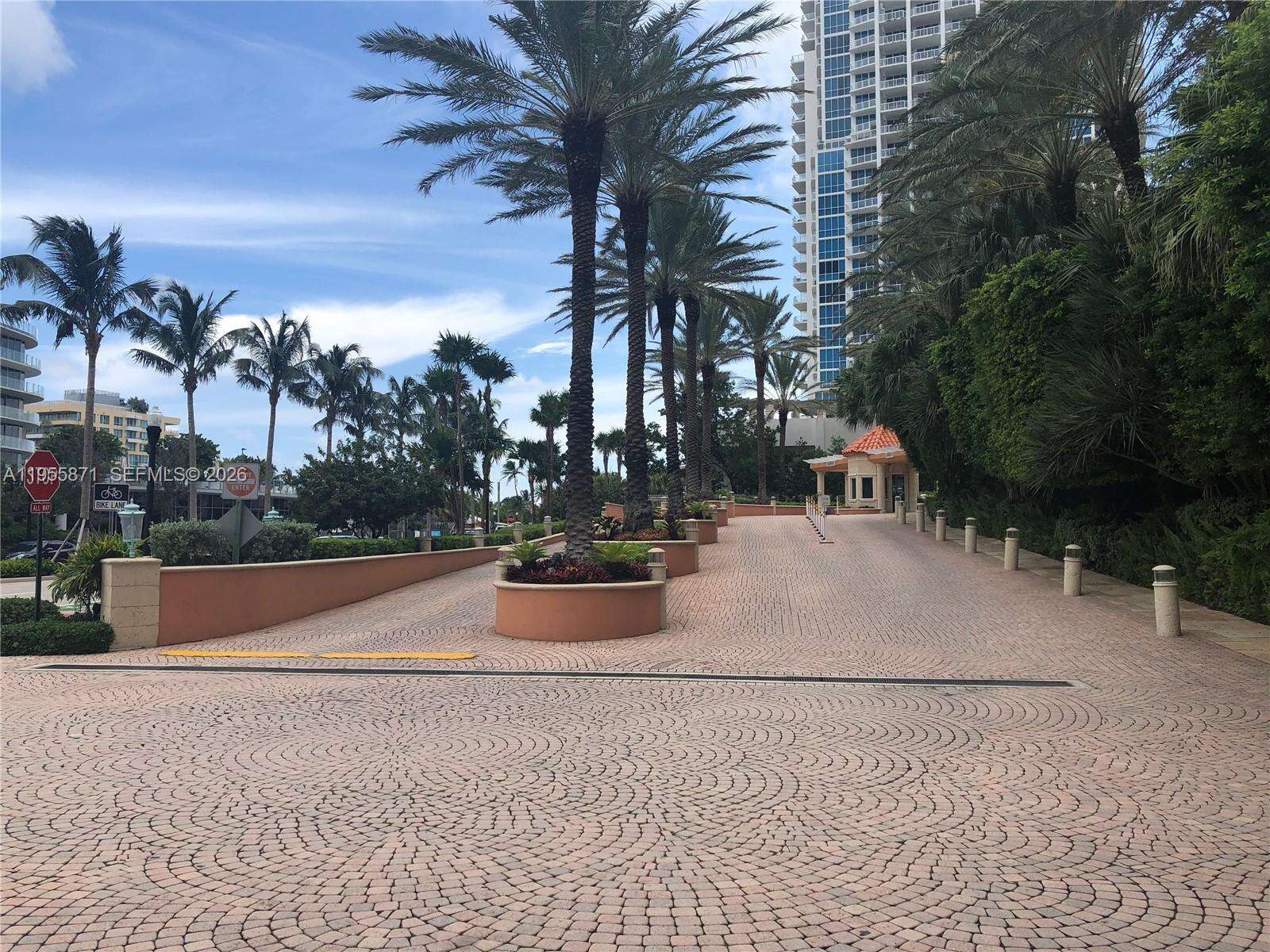 Portofino Tower at 300 Pointe Dr, Miami Beach, FL 33139 - For Rent photo 58