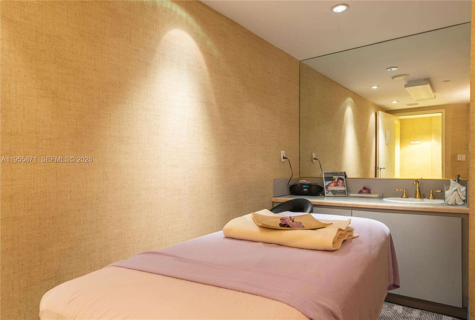 Portofino Tower at 300 Pointe Dr, Miami Beach, FL 33139 - For Rent photo 63