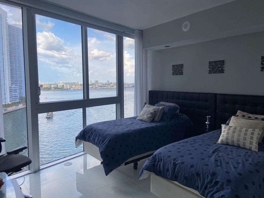 Icon Brickell 1 at 465 Brickell, Miami, FL 33131 - For Rent photo 17