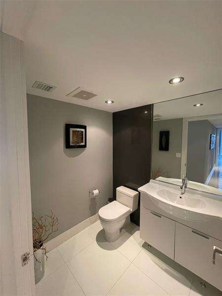 Icon Brickell 1 at 465 Brickell, Miami, FL 33131 - For Rent photo 10