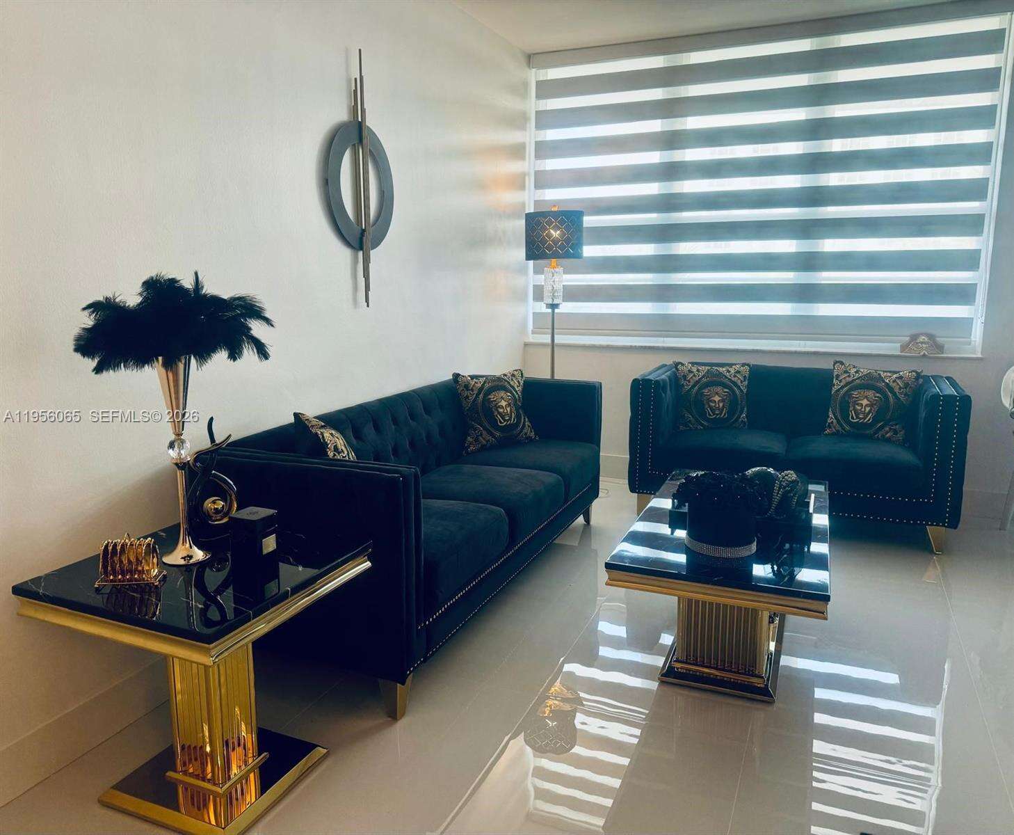 Decoplage at 100 Lincoln Rd, Miami Beach, FL 33139 - For Rent photo 1