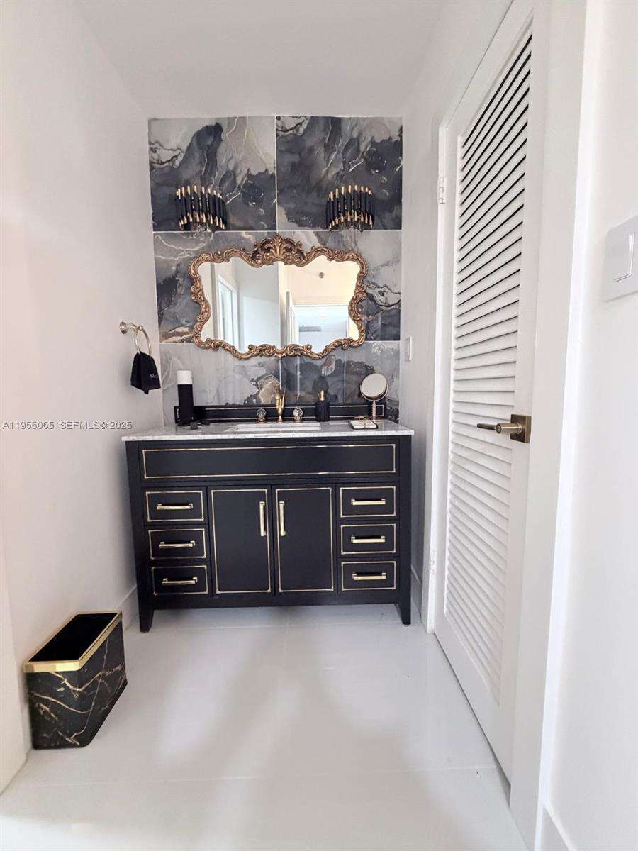 Decoplage at 100 Lincoln Rd, Miami Beach, FL 33139 - For Rent photo 11