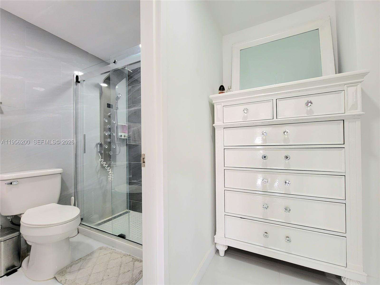 Alexander Towers at 3505 Ocean Dr, Hollywood, FL 33019 - For Rent photo 12