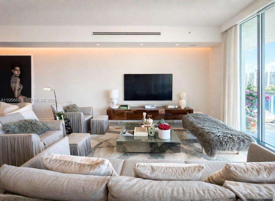 Echo at Aventura, FL 33180 - For Rent photo 7