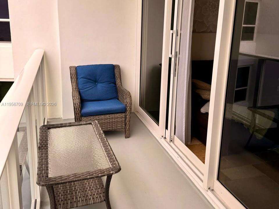 Alexander Towers at 3505 Ocean Dr, Hollywood, FL 33019 - For Rent photo 11