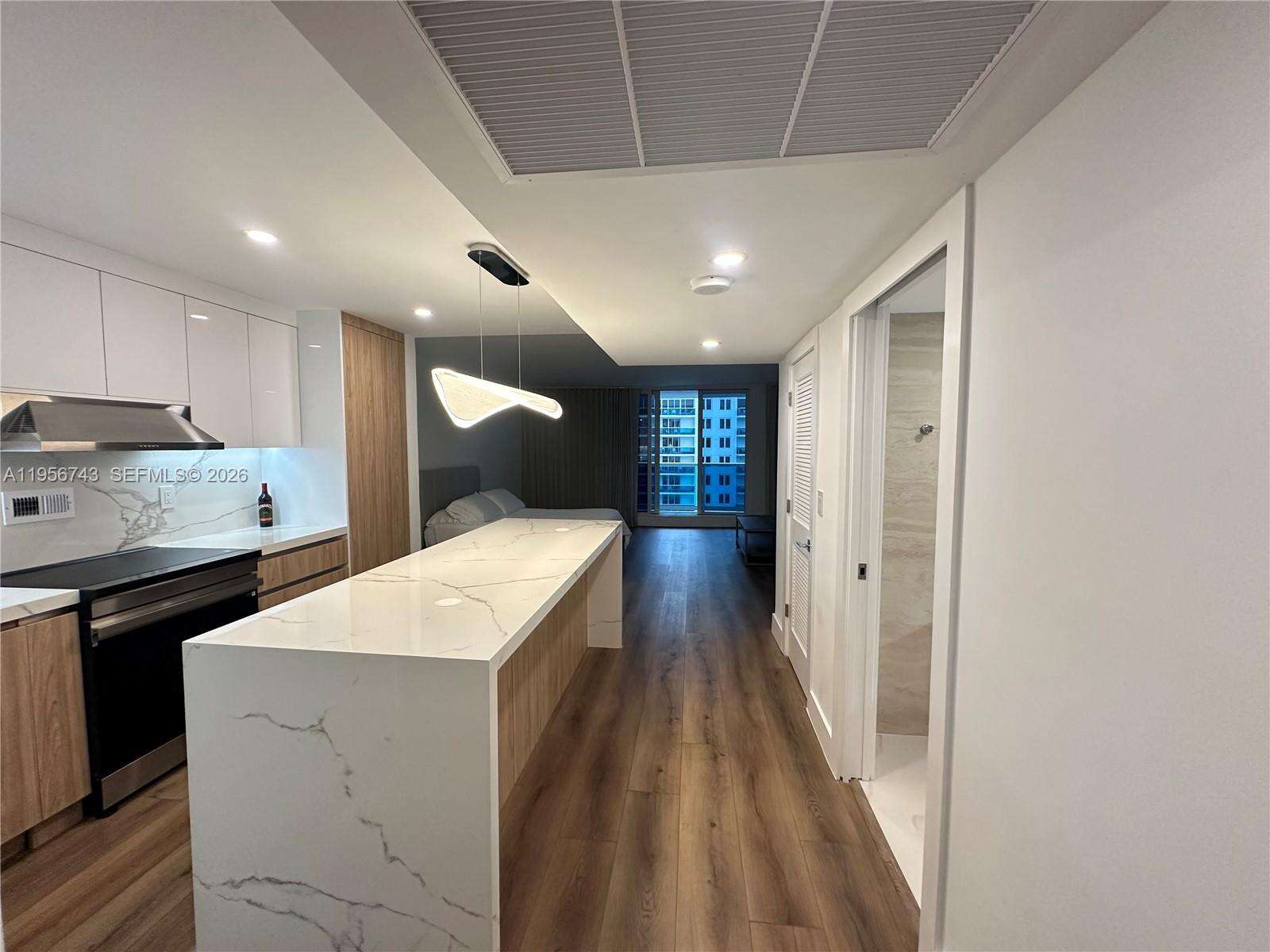 Roney Palace at 2301 Collins Ave, Miami Beach, FL 33139 - For Rent photo 1