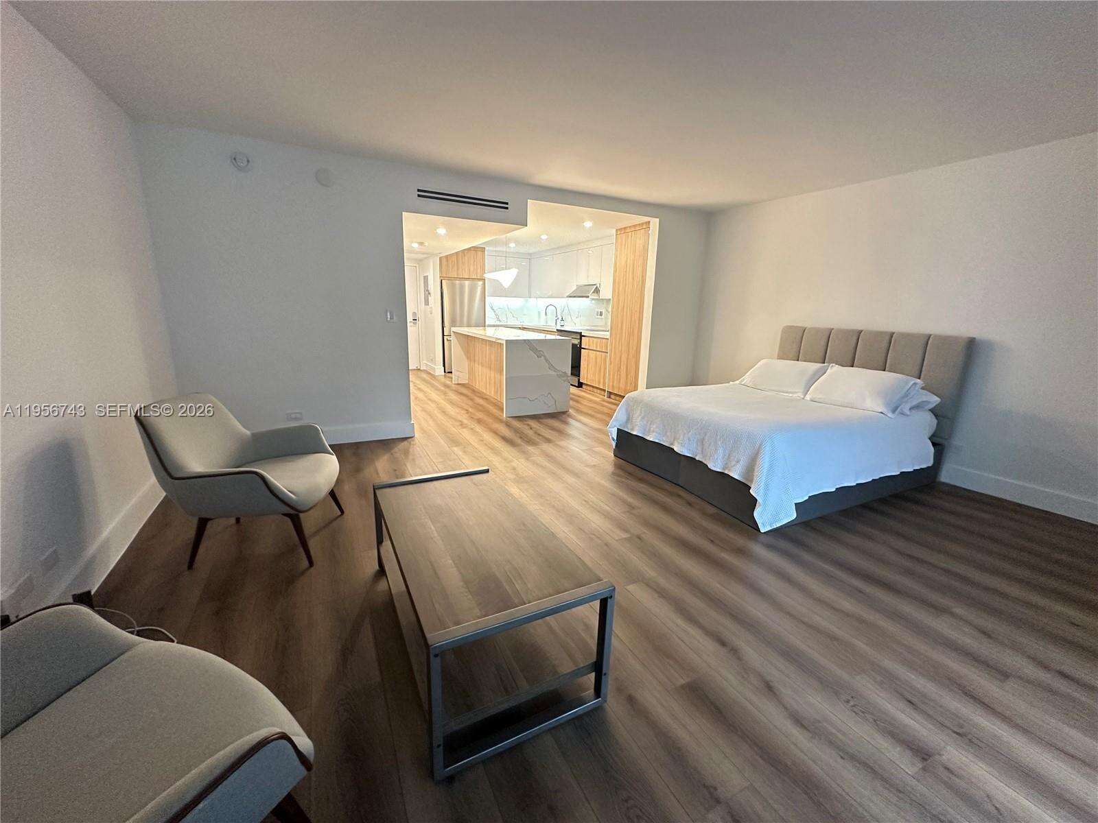 Roney Palace at 2301 Collins Ave, Miami Beach, FL 33139 - For Rent photo 3