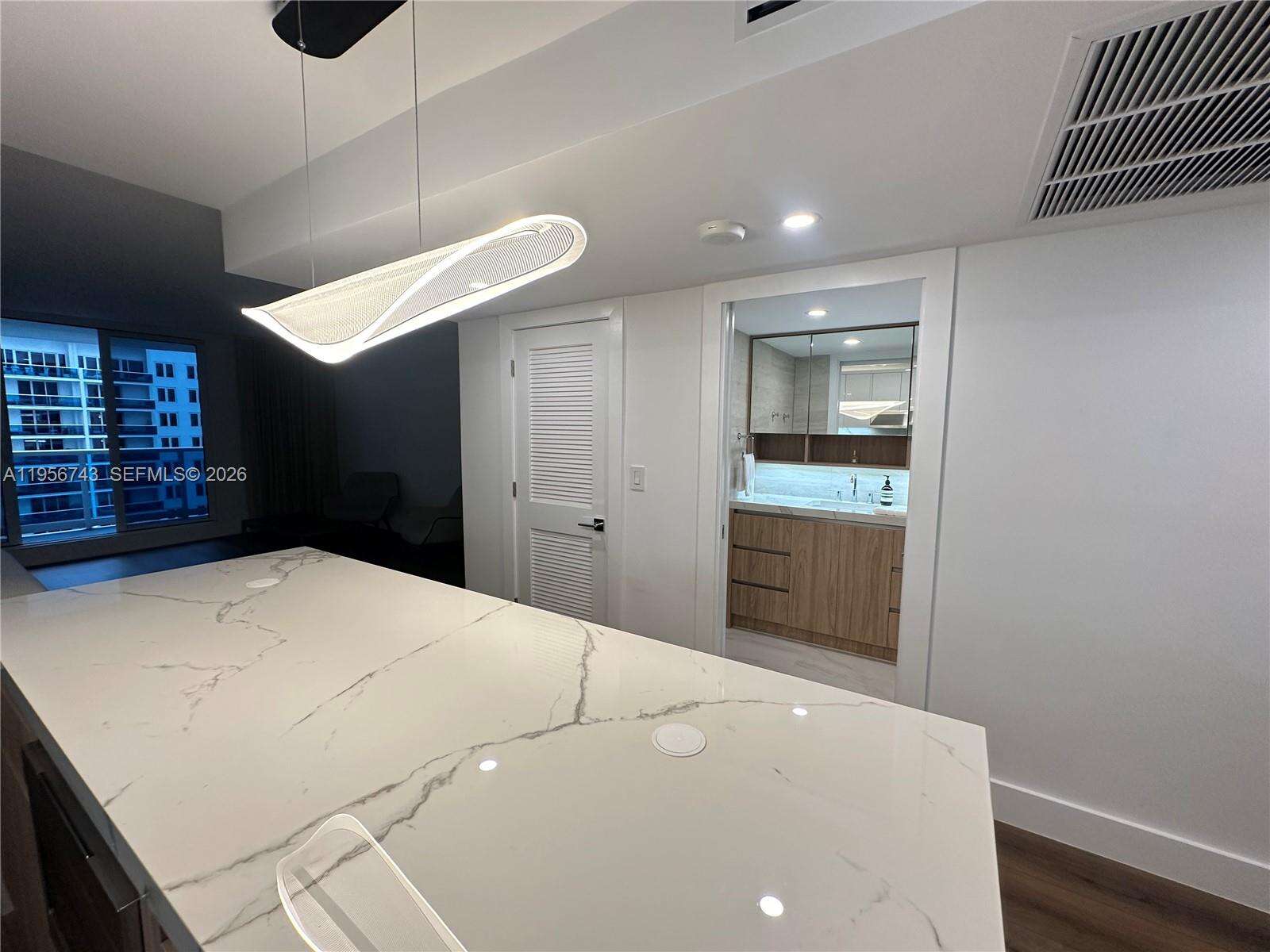 Roney Palace at 2301 Collins Ave, Miami Beach, FL 33139 - For Rent photo 10