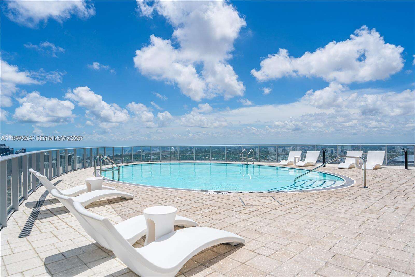 Paramount Miami Worldcenter at 851 1 Ave, Miami, FL 33132 - For Rent photo 1