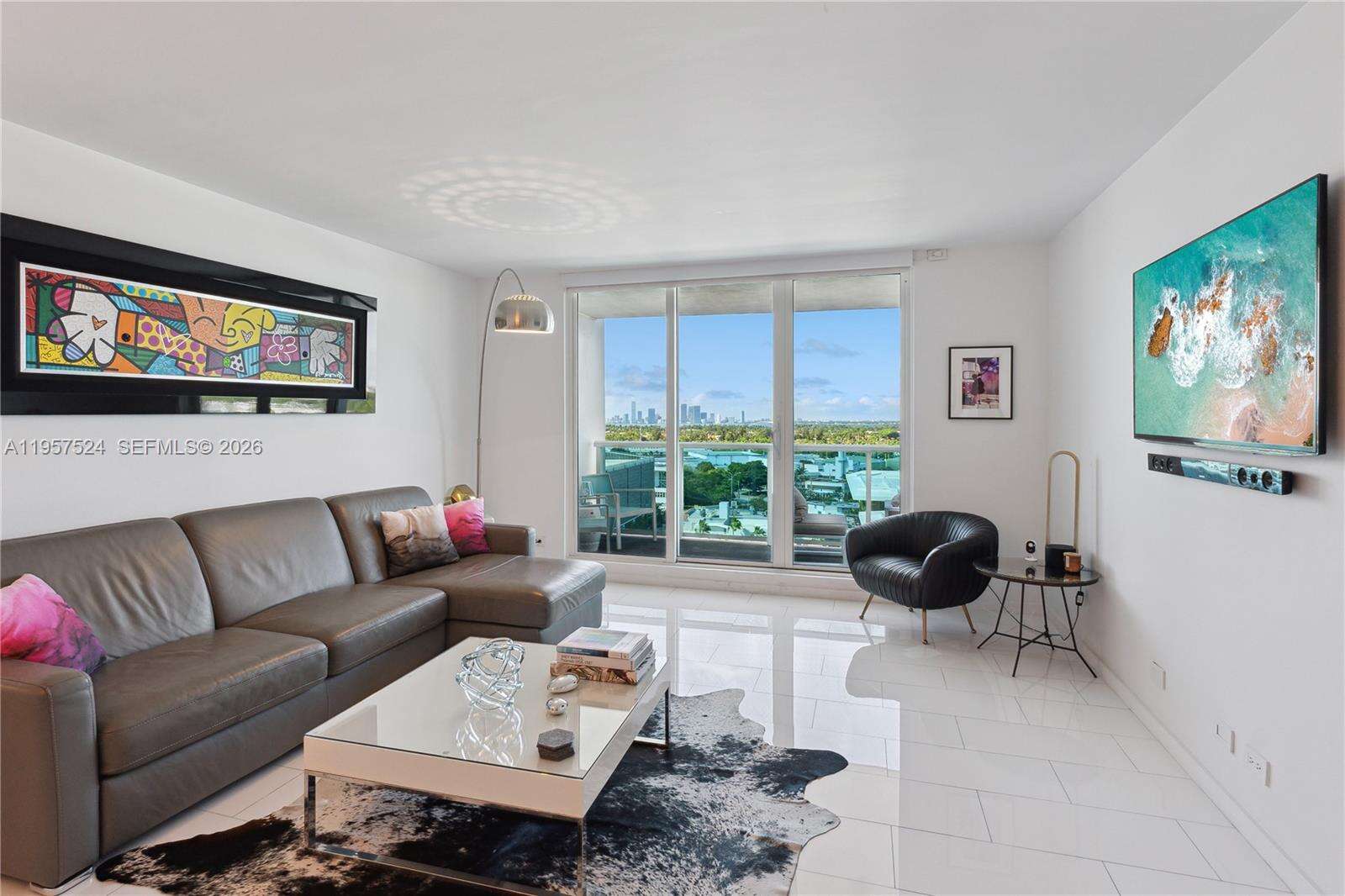 Roney Palace at 2301 Collins Ave, Miami Beach, FL 33139 - For Rent photo 2