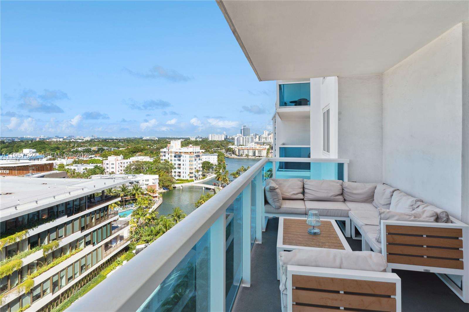 Roney Palace at 2301 Collins Ave, Miami Beach, FL 33139 - For Rent photo 15