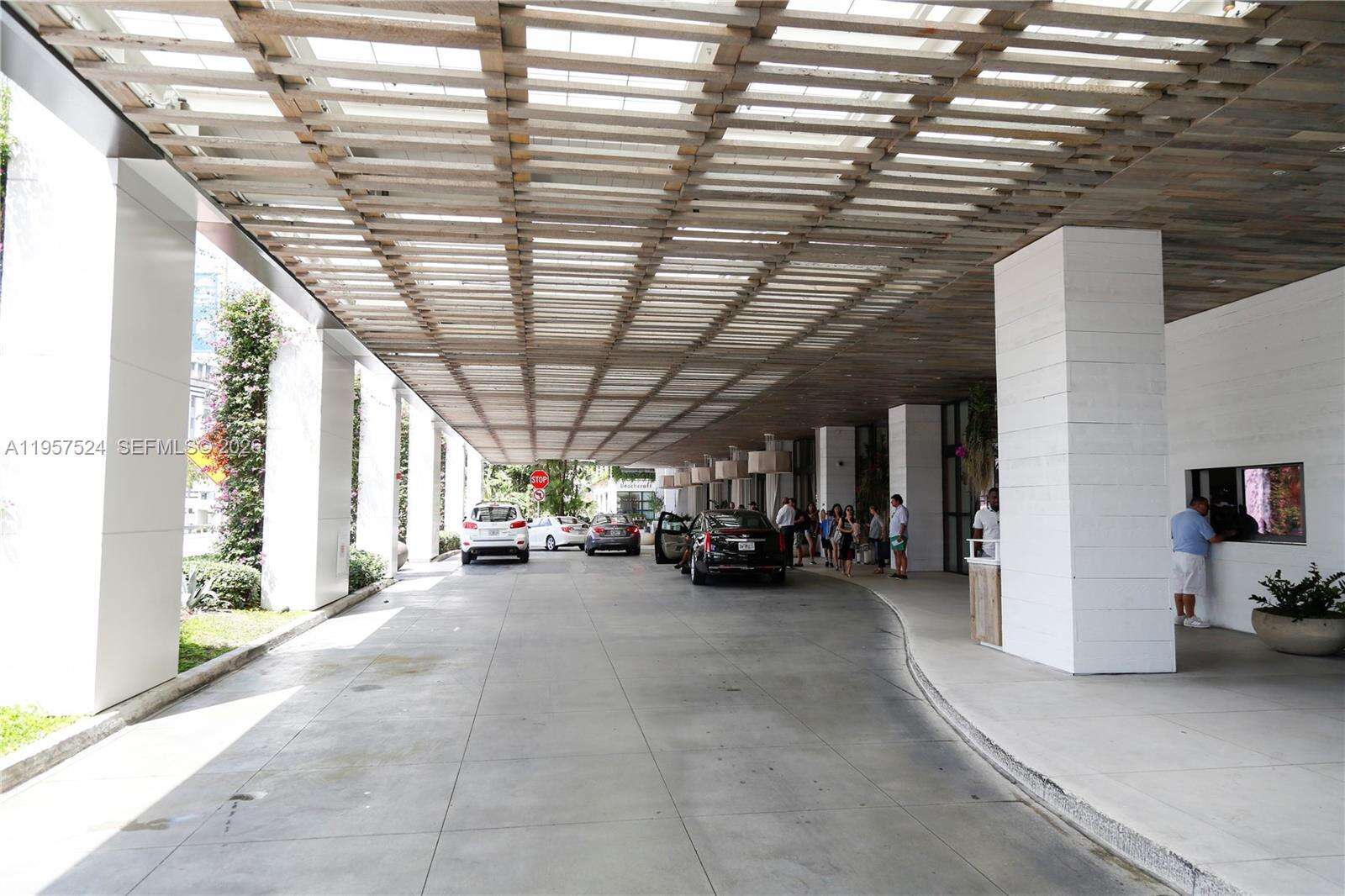 Roney Palace at 2301 Collins Ave, Miami Beach, FL 33139 - For Rent photo 25
