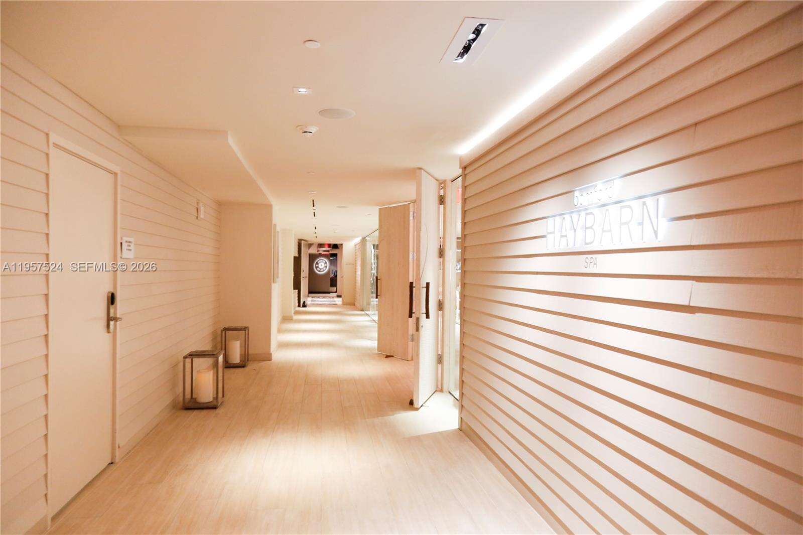 Roney Palace at 2301 Collins Ave, Miami Beach, FL 33139 - For Rent photo 34