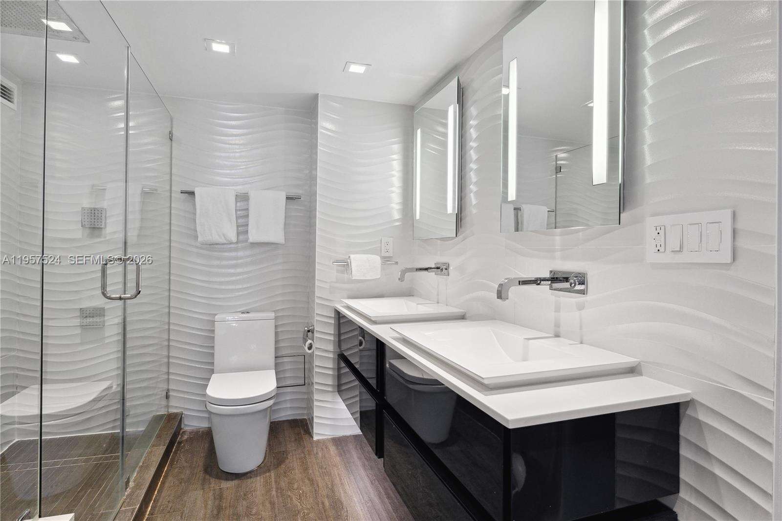 Roney Palace at 2301 Collins Ave, Miami Beach, FL 33139 - For Rent photo 7