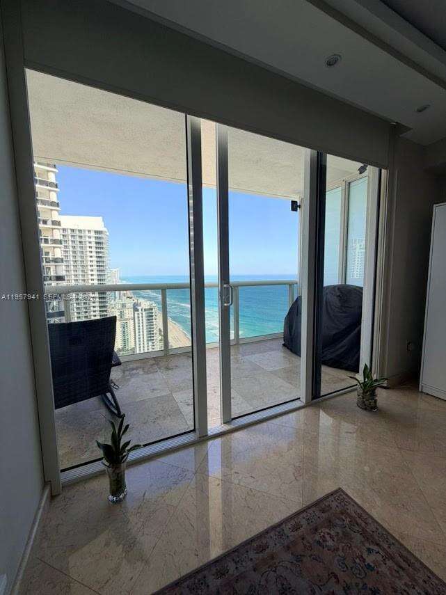 The Beach Club Two at 1830 Ocean Dr, Hallandale Beach, FL 33009 - For Rent photo 2