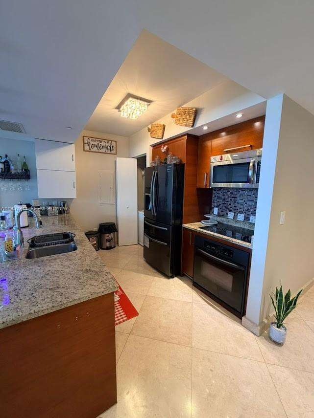 The Beach Club Two at 1830 Ocean Dr, Hallandale Beach, FL 33009 - For Rent photo 11