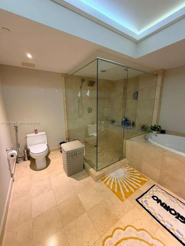 The Beach Club Two at 1830 Ocean Dr, Hallandale Beach, FL 33009 - For Rent photo 22