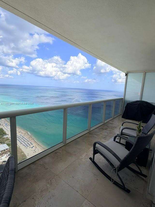 The Beach Club Two at 1830 Ocean Dr, Hallandale Beach, FL 33009 - For Rent photo 40
