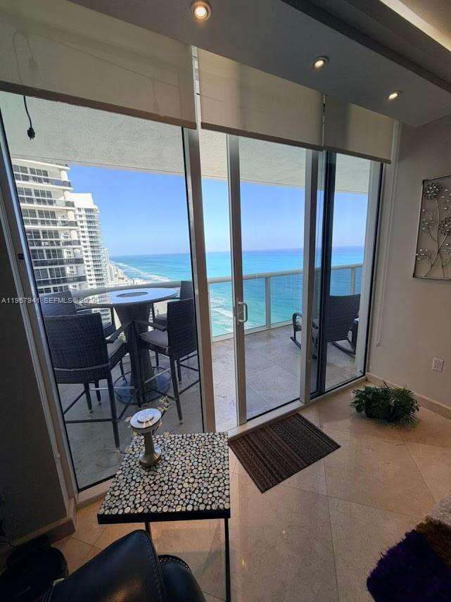 The Beach Club Two at 1830 Ocean Dr, Hallandale Beach, FL 33009 - For Rent photo 8