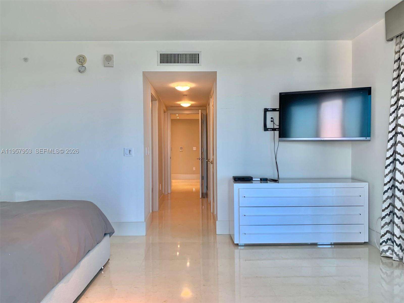 Ocean Palms at 3101 Ocean Dr, Hollywood, FL 33019 - For Rent photo 12