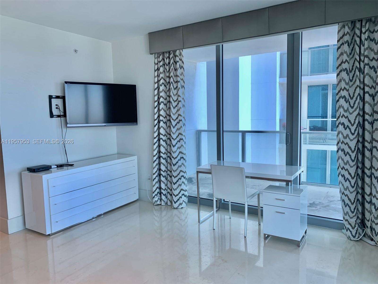 Ocean Palms at 3101 Ocean Dr, Hollywood, FL 33019 - For Rent photo 15