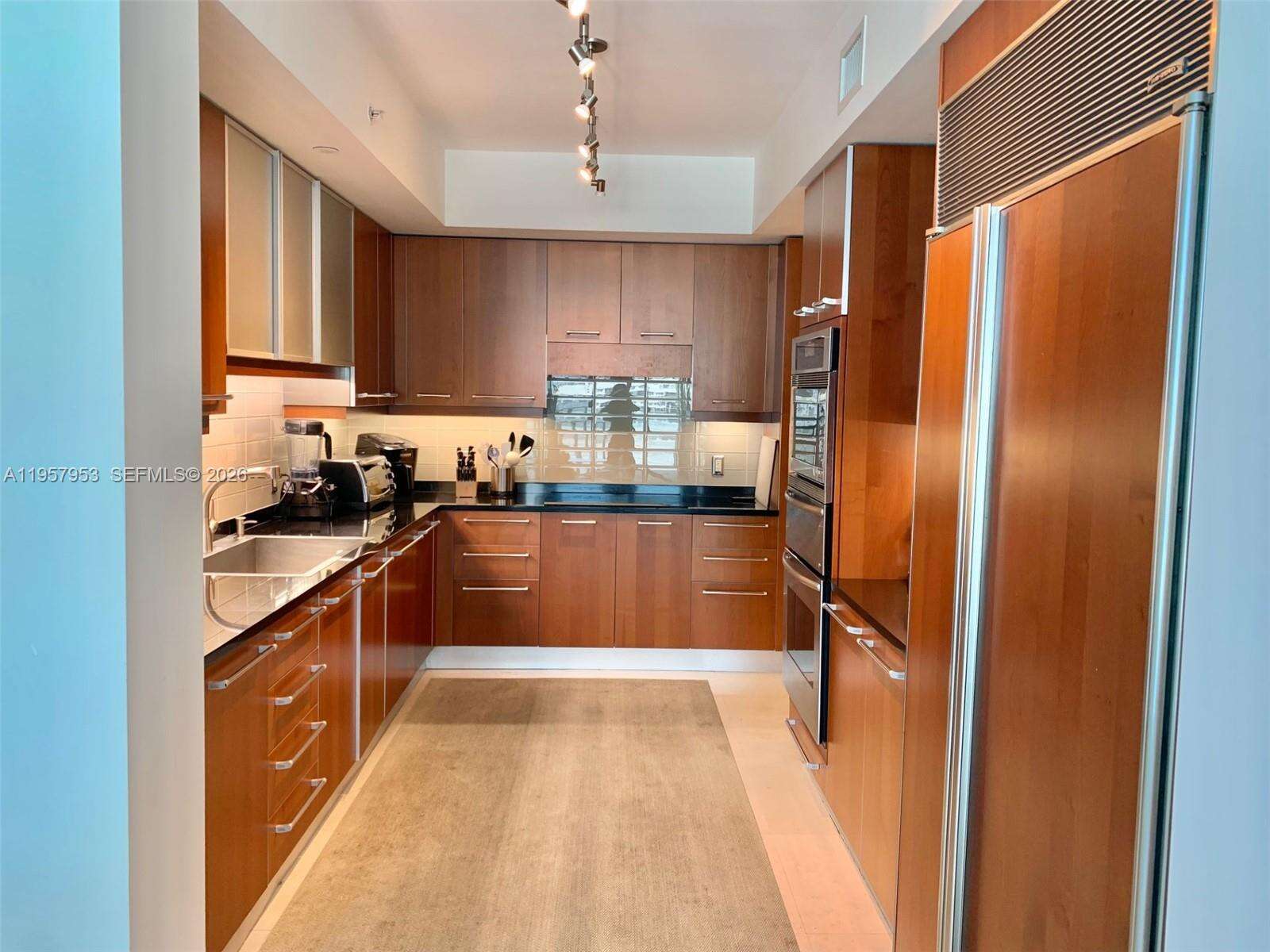 Ocean Palms at 3101 Ocean Dr, Hollywood, FL 33019 - For Rent photo 24