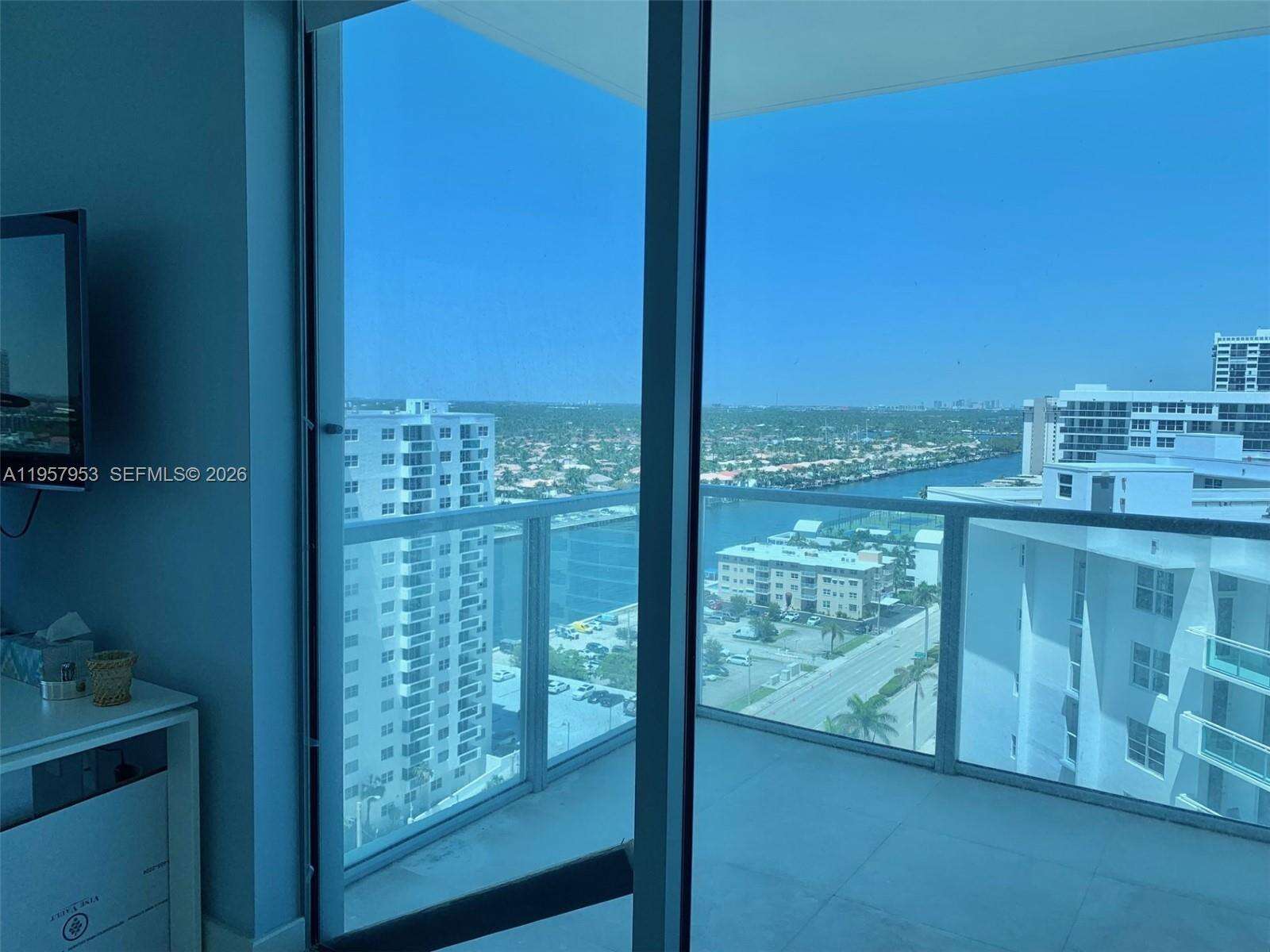 Ocean Palms at 3101 Ocean Dr, Hollywood, FL 33019 - For Rent photo 44
