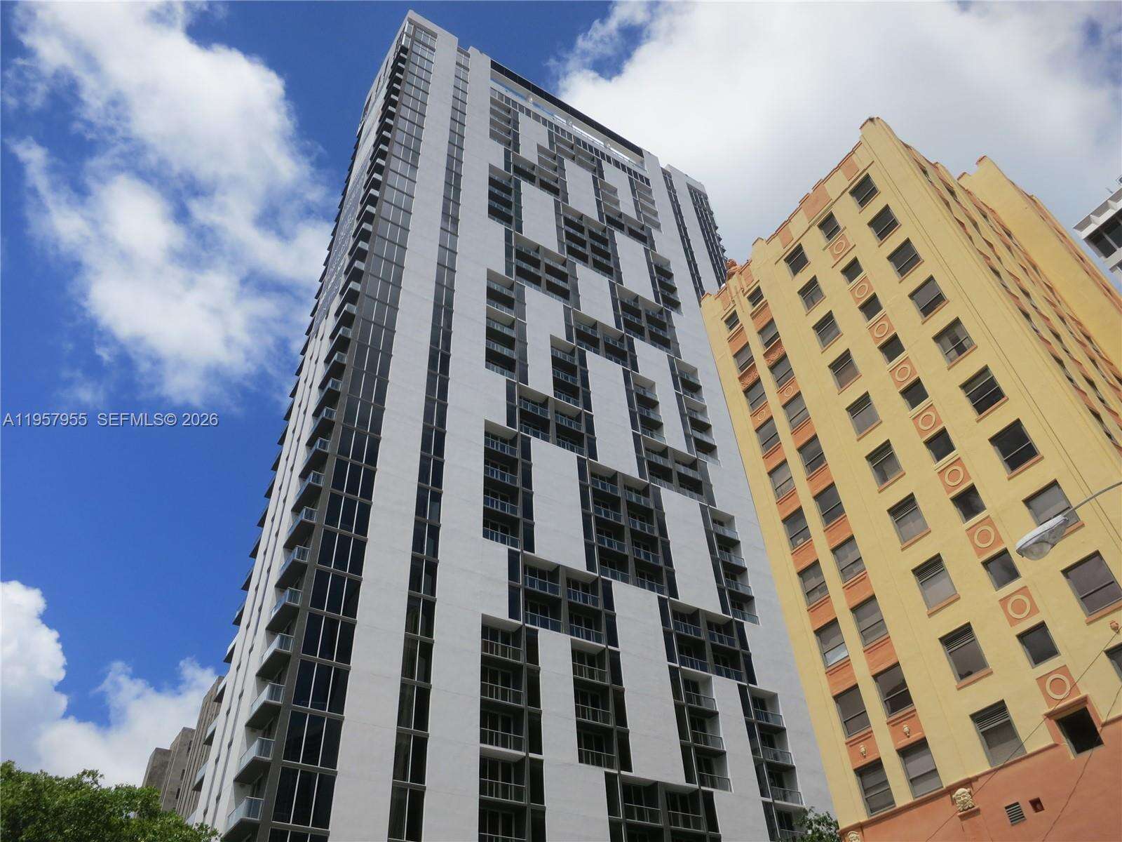 Centro at 151 1 St, Miami, FL 33131 - For Rent photo 1