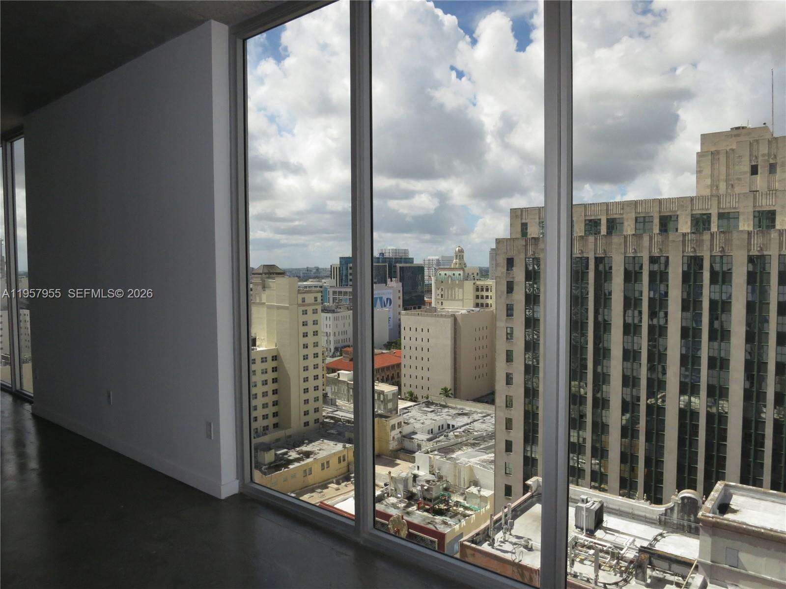 Centro at 151 1 St, Miami, FL 33131 - For Rent photo 5