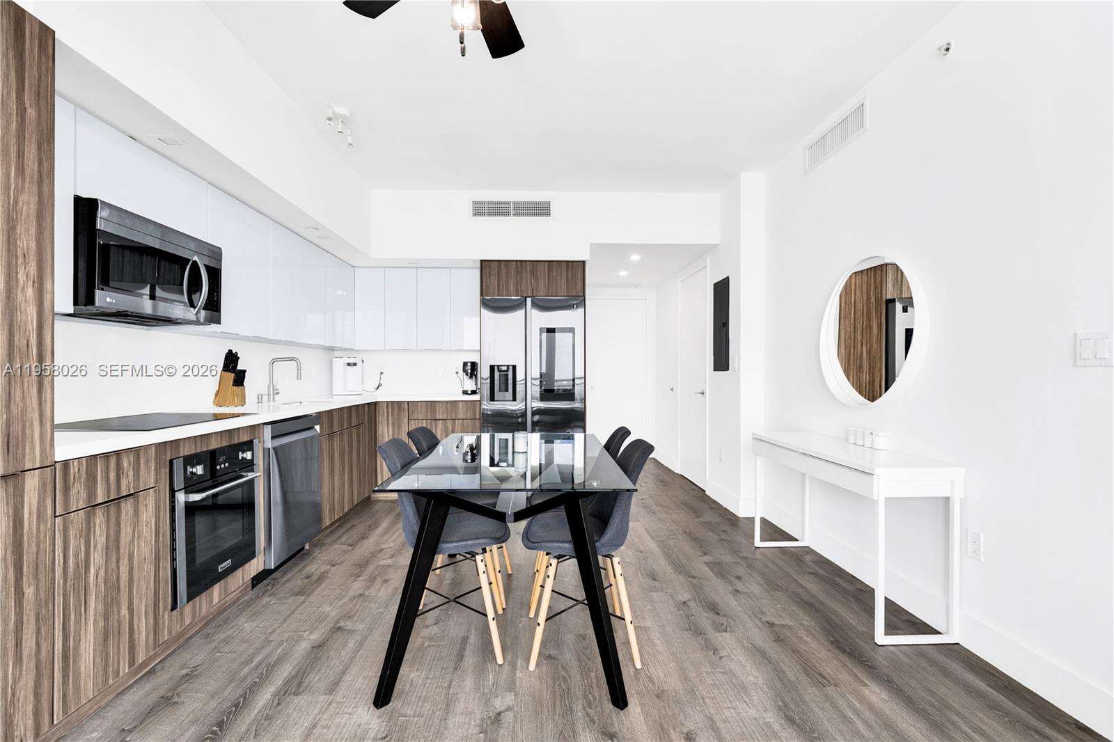 Mint at 92 3 St, Miami, FL 33130 - For Rent photo 6