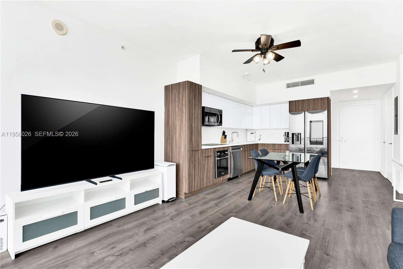 Mint at 92 3 St, Miami, FL 33130 - For Rent photo 7