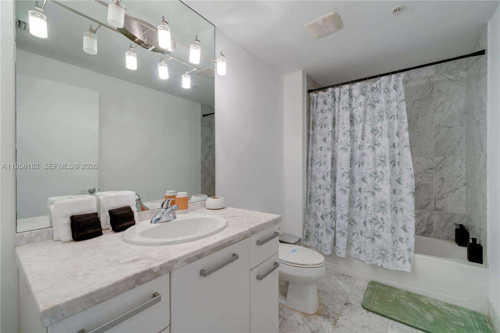 Vizcayne South at 253 2 St, Miami, FL 33132 - For Rent photo 17