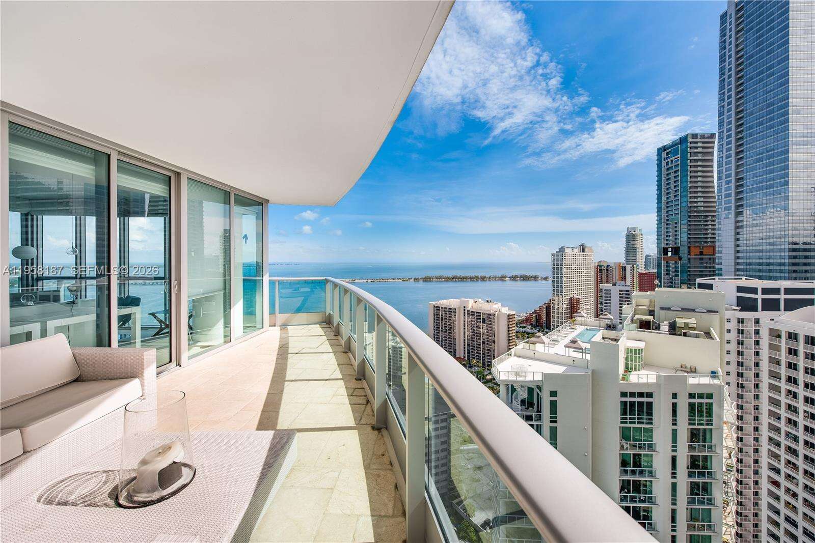 Jade At Brickell Bay at 1331 Brickell Bay Dr, Miami, FL 33131 - For Rent photo 16