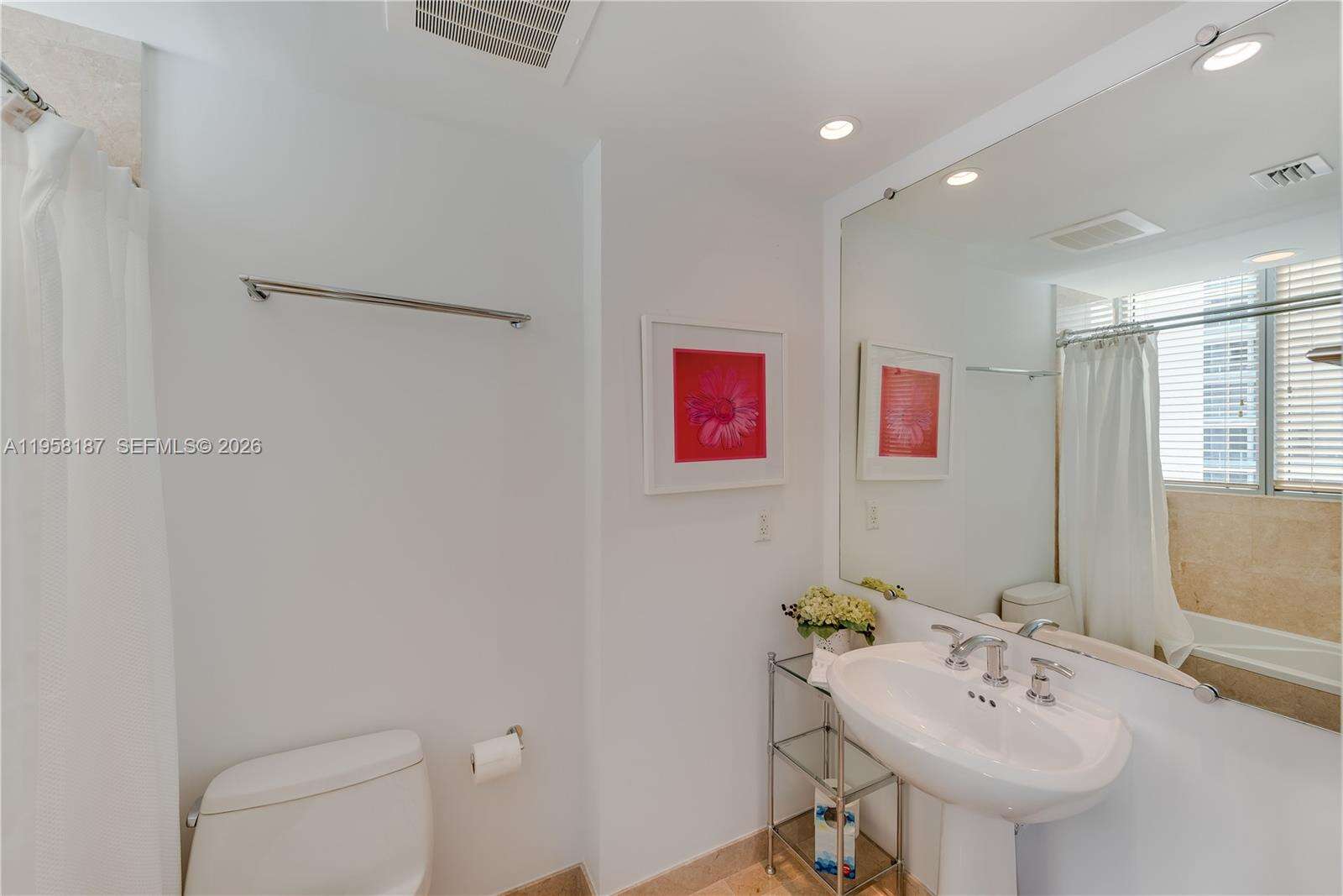 Jade At Brickell Bay at 1331 Brickell Bay Dr, Miami, FL 33131 - For Rent photo 20