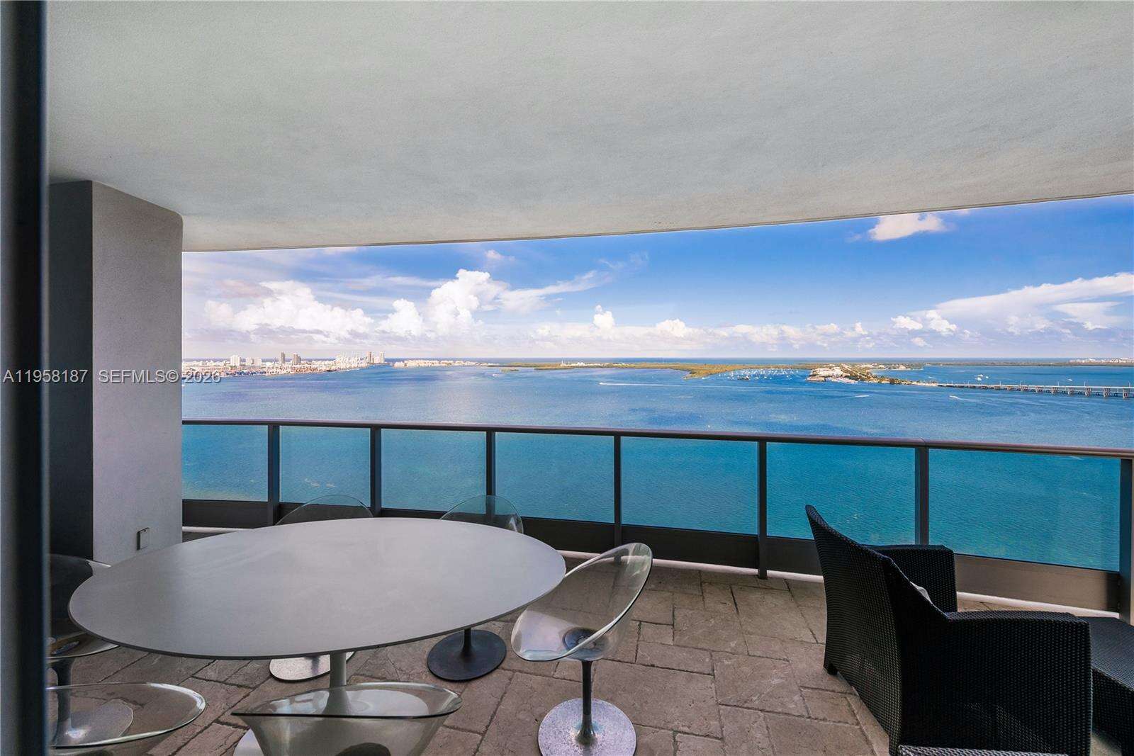 Jade At Brickell Bay at 1331 Brickell Bay Dr, Miami, FL 33131 - For Rent photo 28