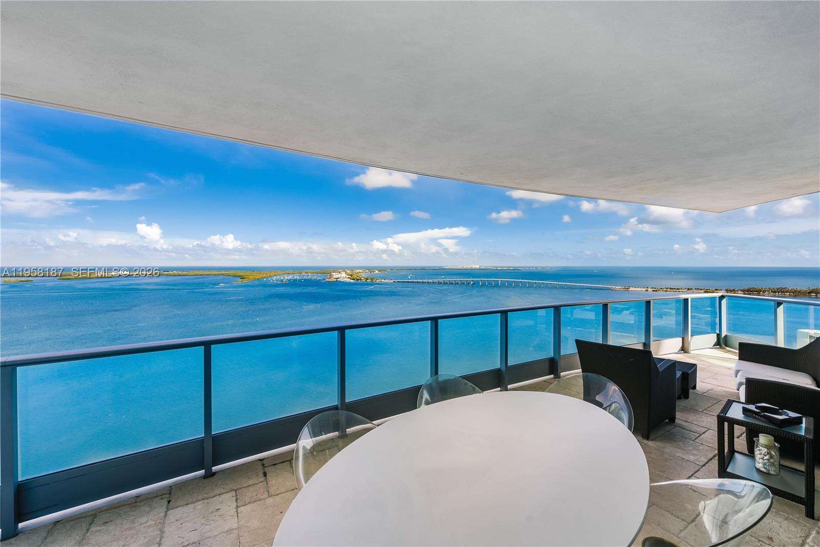 Jade At Brickell Bay at 1331 Brickell Bay Dr, Miami, FL 33131 - For Rent photo 29