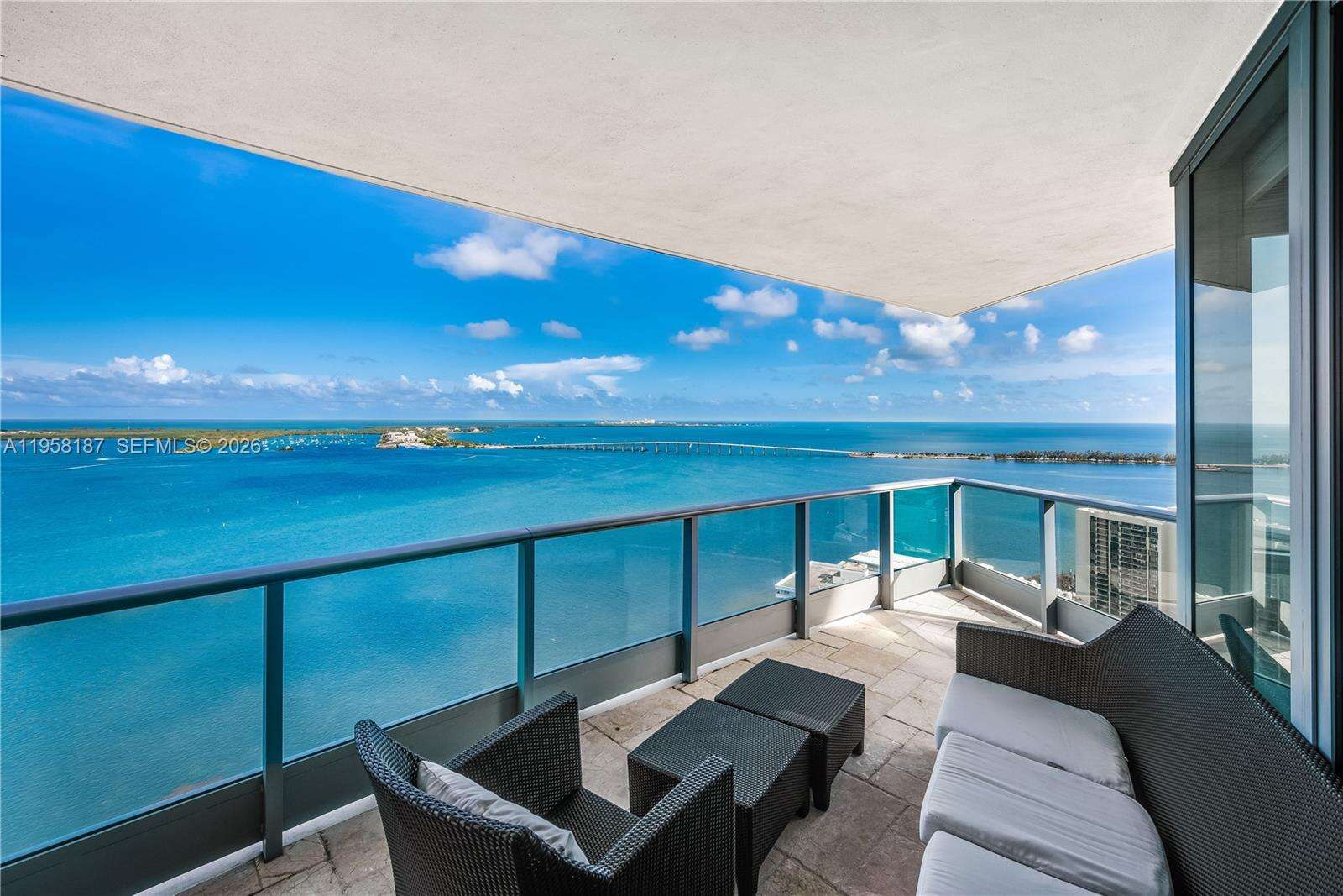 Jade At Brickell Bay at 1331 Brickell Bay Dr, Miami, FL 33131 - For Rent photo 30